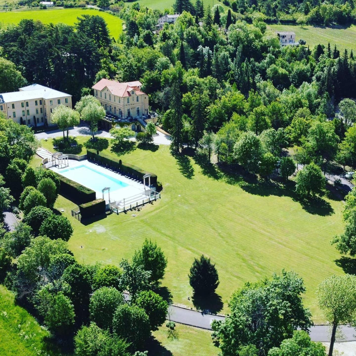 Chateau Des Gipieres Bij De Mont Ventoux مونتبرو - ليس بينز المظهر الخارجي الصورة