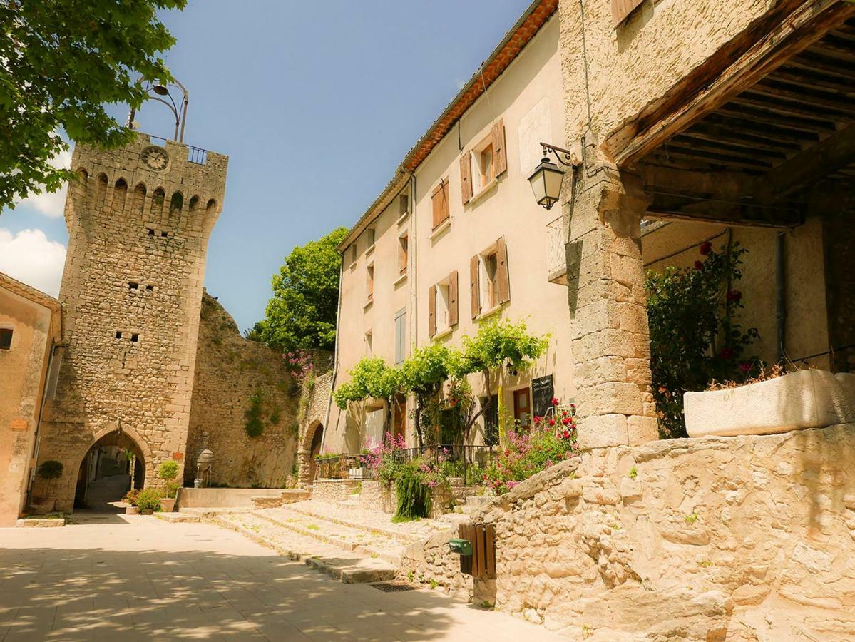 Chateau Des Gipieres Bij De Mont Ventoux مونتبرو - ليس بينز المظهر الخارجي الصورة